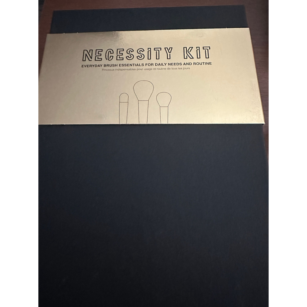 teeze Cosmetics Necessity Kit- Face Set - Picture 1 of 6